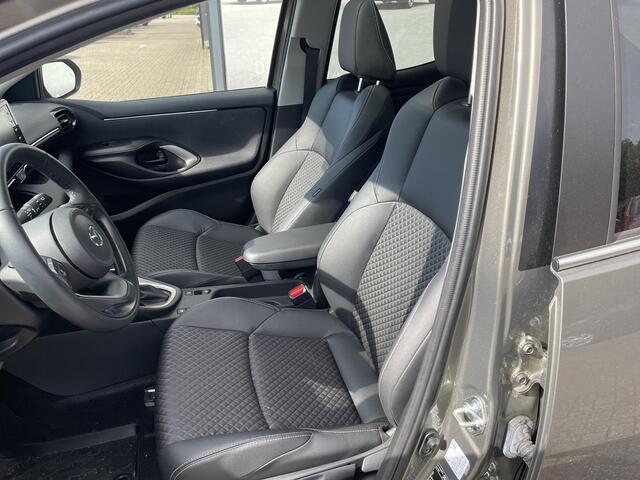 Mazda 2 Hybrid 1.5 Select , Automaat, Panoramadak, Half Leder, HUD, PDC, Camera, Apple Carplay, Clima, Stoelverwarming, Stuurverwarming, Adap. Cruise