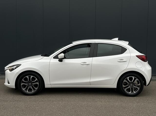 Mazda 2 1.5 Skyactiv-G Dynamic+ / Navigatie