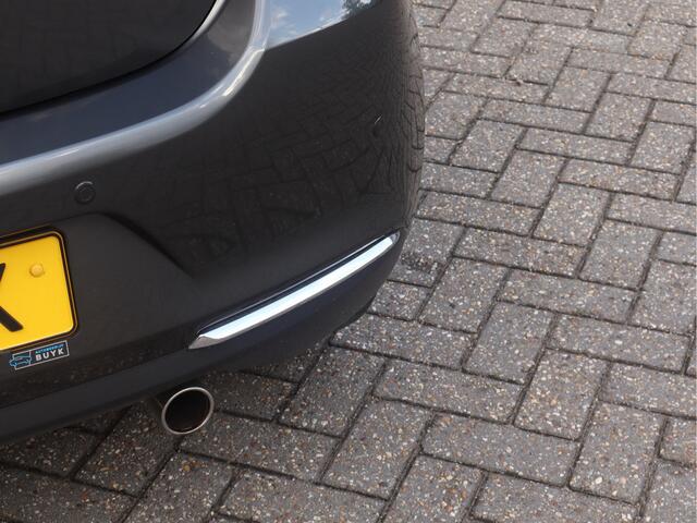 Mazda 2 1.5 Skyactiv-G Luxury KEYLESS | STUUR/STUURVERWARMING | CAM | CRUISE | LAGE KM-STAND