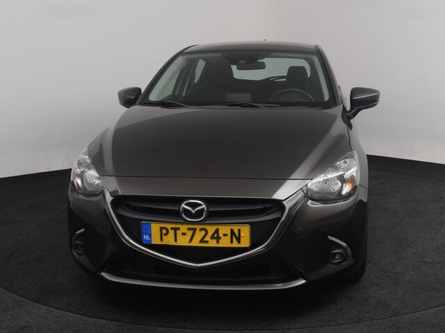 Mazda 2 1.5 Dynamic NAVI LMV PDC