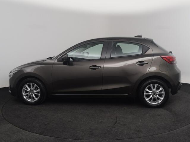 Mazda 2 1.5 Dynamic NAVI LMV PDC