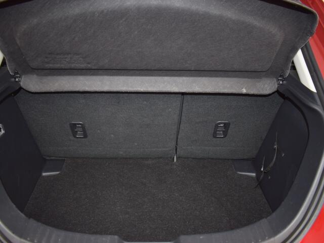 Mazda 2 1.5 Dynamic NAVI LMV PDC