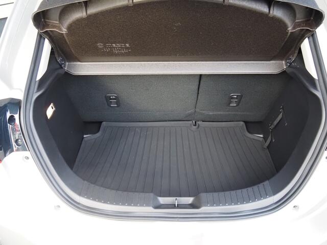 Mazda 2 1.5 SkyActiv-G 90 Homura