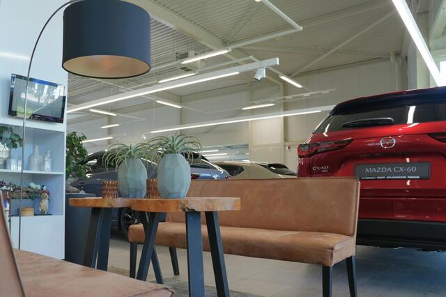 Mazda 2 1.5 eSkyActiv-G Homura MT / Carplay / camera / stoel+stuurverw.