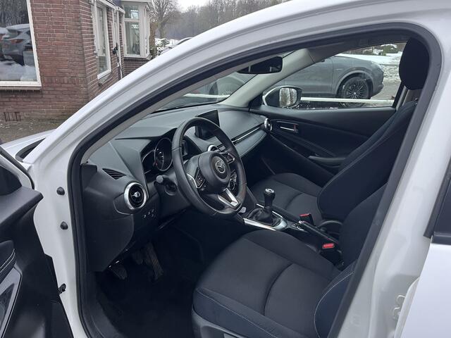 Mazda 2 1.5 Skyactiv-G Luxury CARPLAY CLIMA STOELVERWARMING