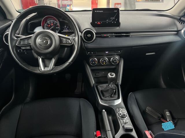Mazda 2 1.5 Skyactiv-G Luxury, 1e Eig! Camera! Carplay! VERWACHT!!