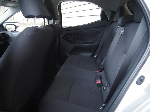 Mazda 2 Hybrid 1.5 Centre-line - nu met ¤ 2.500,- Voorraad Korting - Diverse kleuren/uitvoeringen leverbaar!