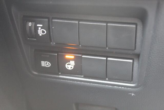 Mazda 2 Hybrid Toyota Yaris Hybrid 1.5 Stuur- en Stoelverwarming l Apple Carplay/ Android auto l Keyless l Automaat l Parkeercamera l Cruise control l