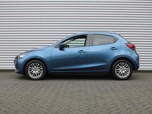 Mazda 2 1.5 Skyactiv-G Luxury | Stuur-/stoelverwarming | Camera | Clima | Dodehoek detectie | 16" LM | HUD | LED | Navi | Cruise | Carplay |