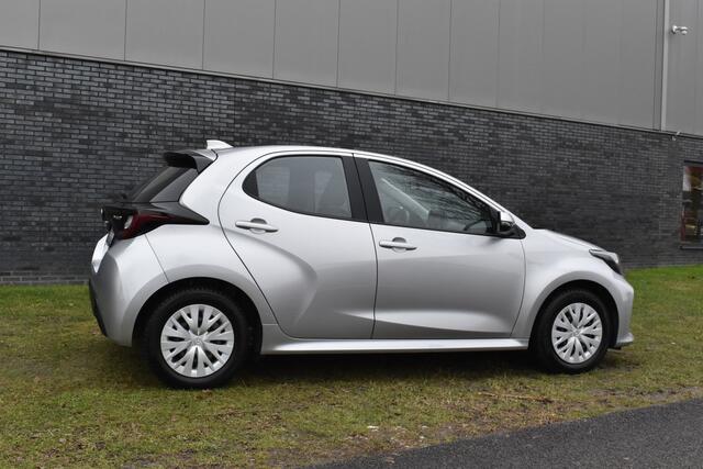 Mazda 2 Hybrid 1.5 Pure Hybride automaat grijs