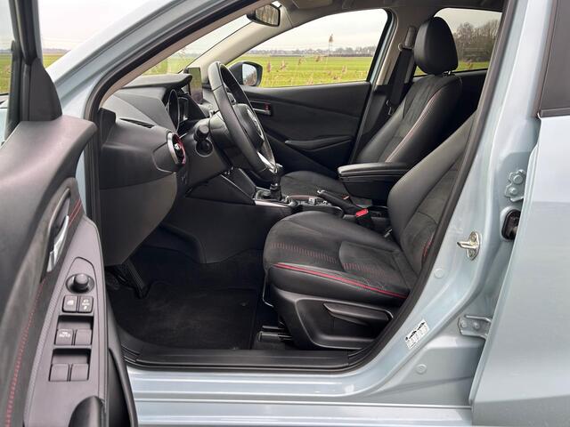 Mazda 2 1.5 e-SkyActiv-G 90 Homura Aka Leer/Alcantara / Stoelverwarming