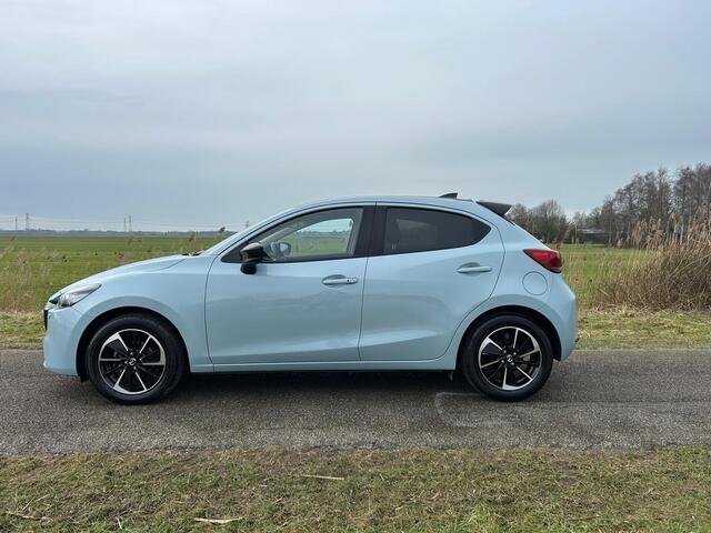 Mazda 2 1.5 e-SkyActiv-G 90 Homura Aka Leer/Alcantara / Stoelverwarming
