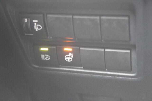 Mazda 2 Hybrid Toyota Yaris Hybrid 1.5 Stuur- en Stoelverwarming l Apple Carplay/ Android auto l Keyless l Automaat l Parkeercamera l Cruise control l