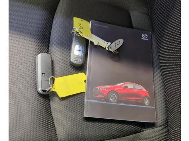 Mazda 2 1.5 90PK 6versn.Skyactiv-G Comfort / Pdc+Camera / Airco / Lmv./ Radio multimedia / 5Drs.
