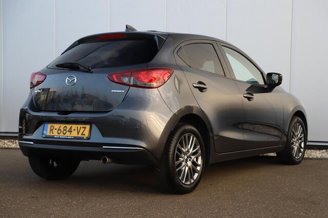 Mazda 2 1.5 Skyactiv-G Luxury Navigatie Achteruitrijcamera 16 inch LMV Stuur & Stoelverwarming LED Head Up Display