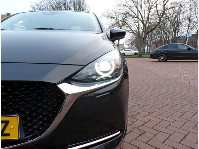 Mazda 2 1.5 Skyactiv-G Luxury CAMERA TEL CRUISECON STUUR/STOEL VERWAR..