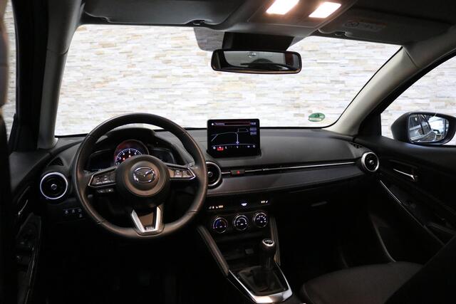 Mazda 2 1.5 Skyactiv-G Luxury | CARPLAY | NAVI | HEADUP | NAP | NL AUTO |