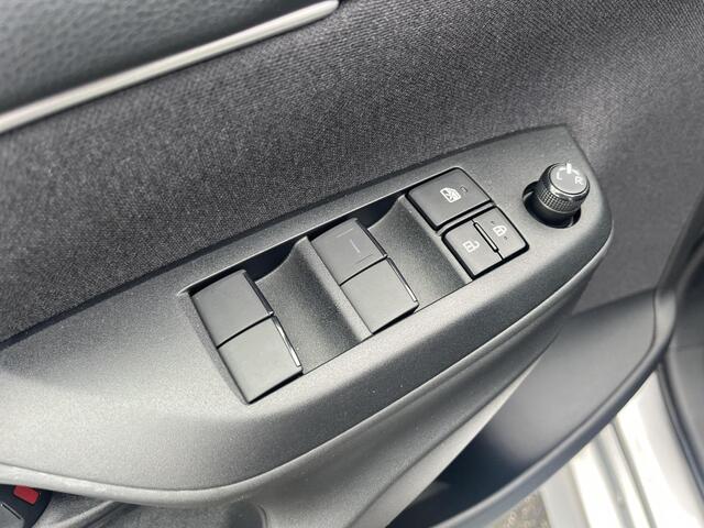 Mazda 2 Hybrid 1.5 Agile | Apple Carplay/Android Auto | All weather banden |