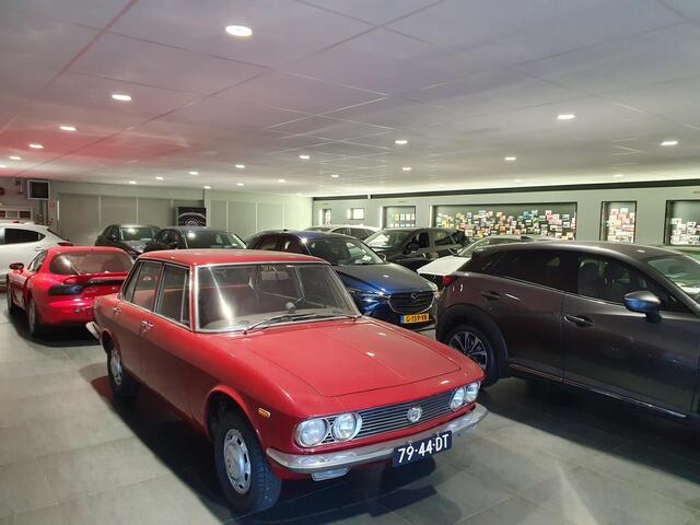 Mazda 2 1.5 Skyactiv-G Sportive | ACHTERUITRIJ CAMERA | APPLE / ANDROID CARPLAY |