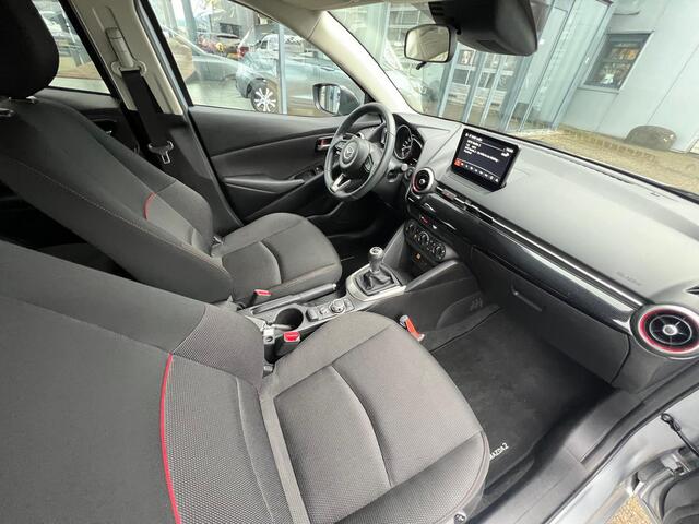 Mazda 2 1.5 Skyactiv-G Sportive CAMERA | APPLE CARPLAY/ANDOID AUTO | 16"LM VELGEN | STOELVERWARMING | NED.AUTO | 1e EIGENAAR | DEALER ONDERHOUDEN | GARANTIE 02-2029