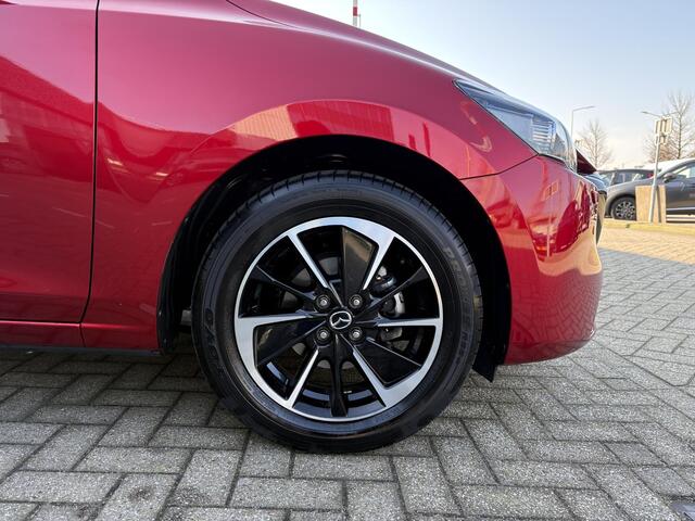 Mazda 2 1.5 e-SkyActiv-G 90 Homura Aka 1e eigenaar / Dealer onderhouden / NL auto / Meest luxe uitvoering!
