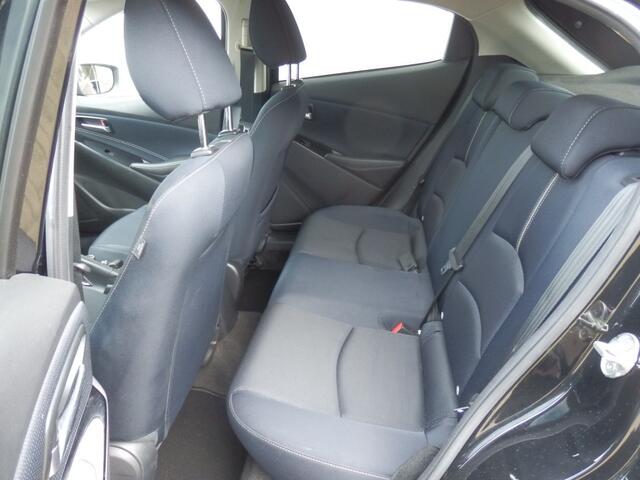 Mazda 2 1.5 SKYACT-G LUXURY CAMERA/CARPLAY/CRUISE/STOELVERW