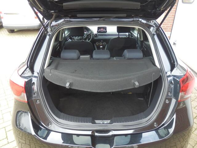 Mazda 2 1.5 SKYACT-G LUXURY CAMERA/CARPLAY/CRUISE/STOELVERW