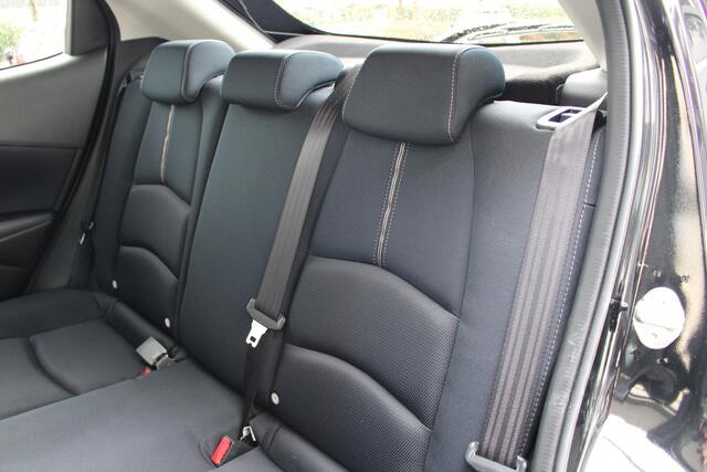 Mazda 2 1.5 Skyactiv-G Luxury | Cruise Control | Stuur+Stoelverwarming | Airco | Automaat