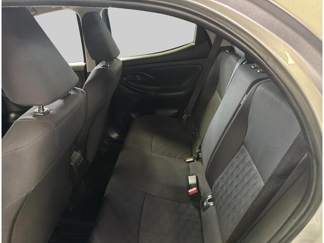 Mazda 2 Hybrid 1.5 Centre-line