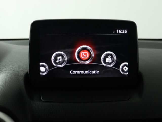 Mazda 2 1.5 Skyactiv-G Luxury | Navigatie | Stoel- / stuurverwarming |