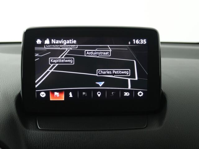 Mazda 2 1.5 Skyactiv-G Luxury | Navigatie | Stoel- / stuurverwarming |