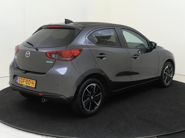 Mazda 2 1.5 e-SkyActiv-G 90 Homura Aka | airco automatisch | Apple Carplay/Android | cruise control | dodehoek detectie | lederen interieurdelen | LED koplampen | lederen/stof bekleding | lichtmetalen velgen 16" | rijstrooksensor met correctie | voorstoelen verwa