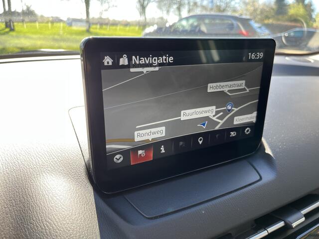 Mazda 2 1.5 Skyactiv-G Luxury | AUTOMAAT | AIRCO | CARPLAY | CRUISE | LANE ASSIST | NAVI | PDC ACHTER | STOELVERW.