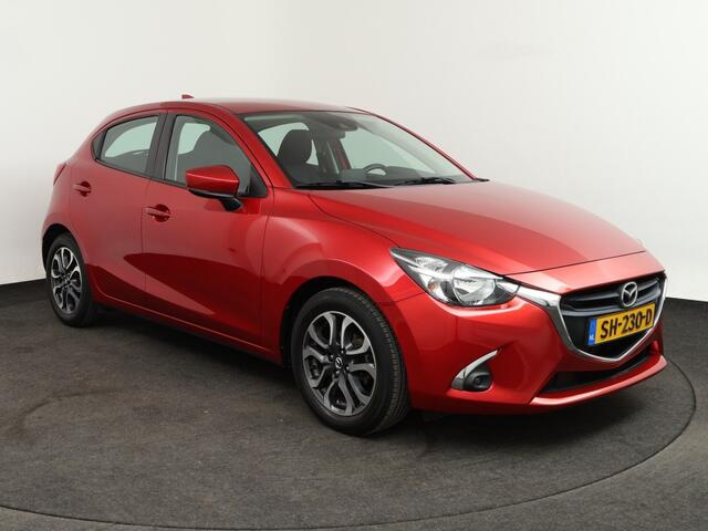 Mazda 2 1.5 Dynamic NAVI LMV PDC TREKHAAK