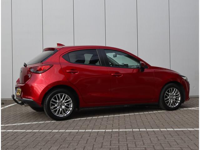 Mazda 2 1.5 Skyactiv-G Luxury | Head-up | Camera | Trekhaak | Keyless | Org. NL