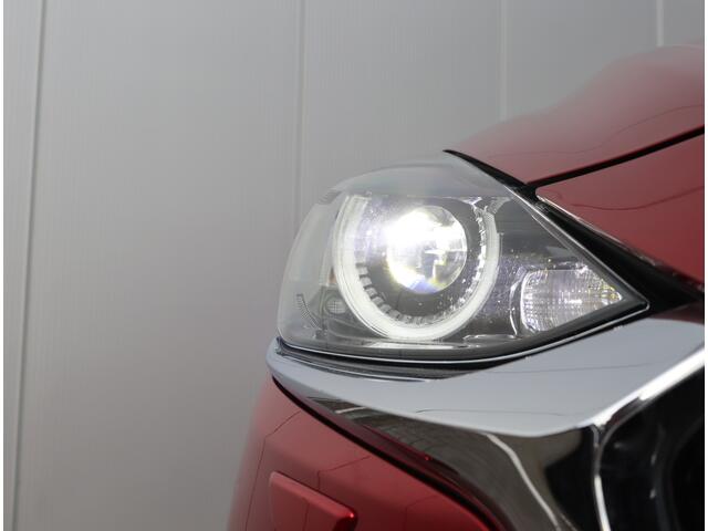 Mazda 2 1.5 Skyactiv-G Luxury | Head-up | Camera | Trekhaak | Keyless | Org. NL