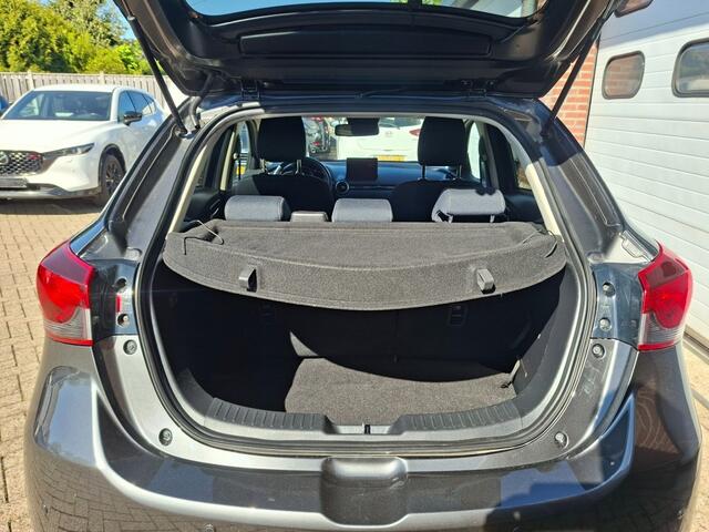 Mazda 2 1.5 SKYACT-G LUXURY / automaat / 16 inch alu / Head-up display