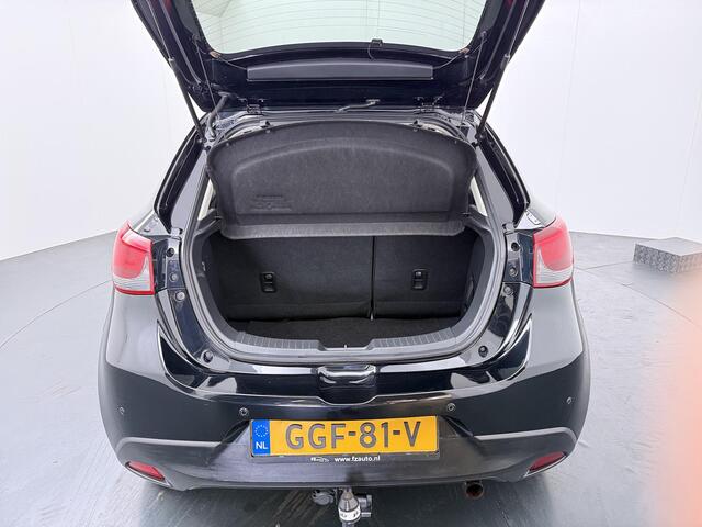 Mazda 2 1.5 Skyactiv-G TS - Navigatie - Climate Control - Stoelverwarming - Trekhaak