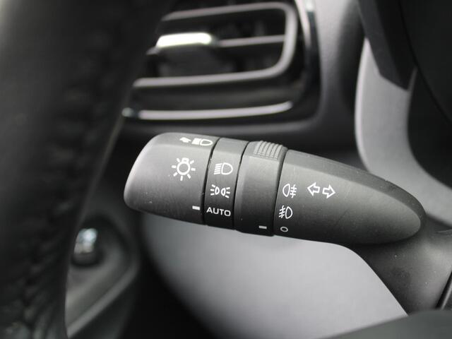 Mazda 2 Hybrid 1.5 Agile | Trekhaak | Stuur-/stoelverwarming | Camera | Cruise adapt. | Clima | Apple Carplay/Android Auto | 15" LM | Dealeronderhouden |
