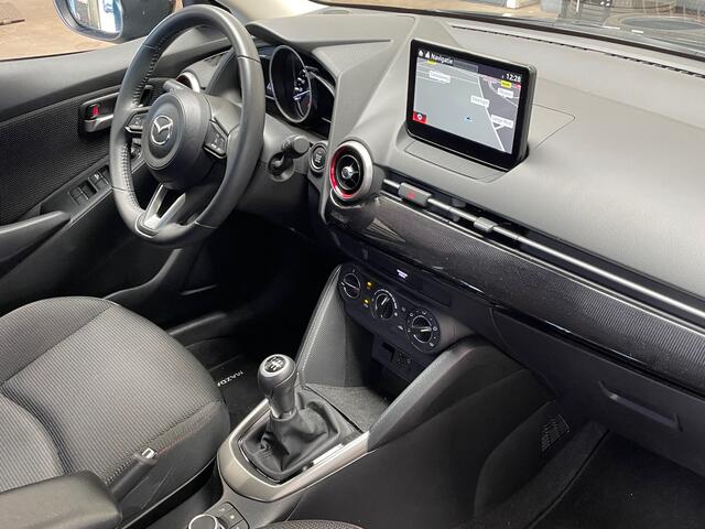 Mazda 2 1.5 Skyactiv-G Sportive Navigatie, Airco, Cruise Control, 16"Lm, Afn.Trekhaak, Achteruitrijcamera,