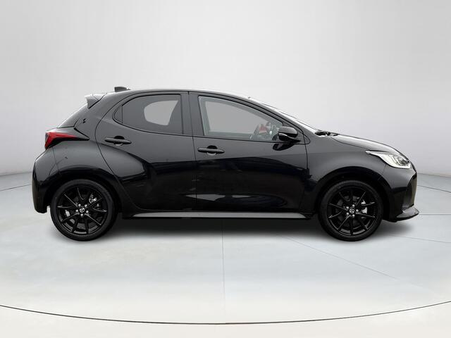 Mazda 2 Hybrid 1.5 Homura | Achteruitrijcamera | Stoel/stuurverwarming | Apple Carplay/Android Auto | Climate control | Lichtmetalen velgen | Half Leder | Adaptie cruise control | Adaptief groot licht |