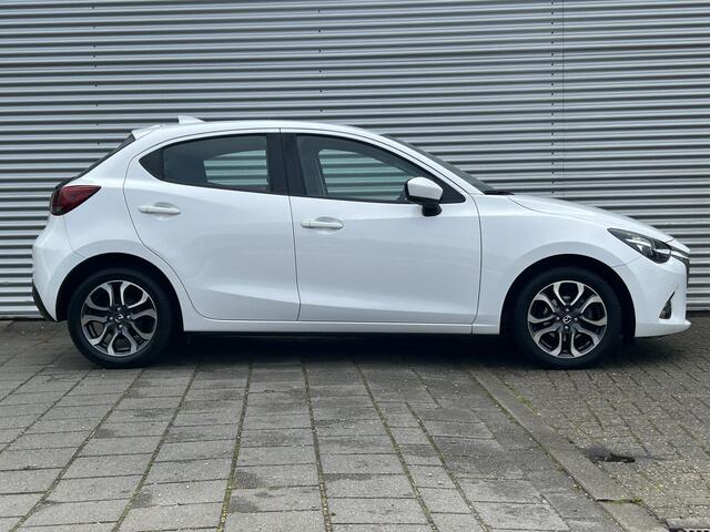 Mazda 2 1.5 Skyactiv-G Dynamic+ | PDC | CruiseControl | Navi |