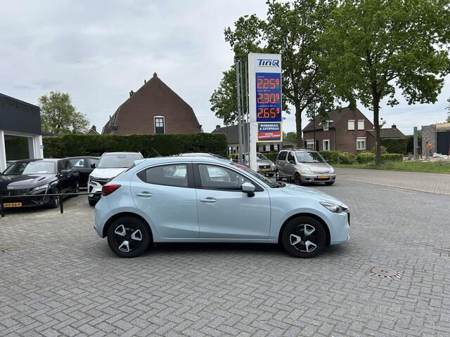 Mazda 2 1.5 e-SkyActiv-G 90 Centre-Line