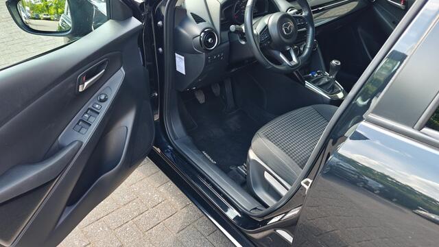 Mazda 2 2 SKYACTIV-G 90 GT-M - Stoelverwarming - Camera - Nette auto - prijs is all in