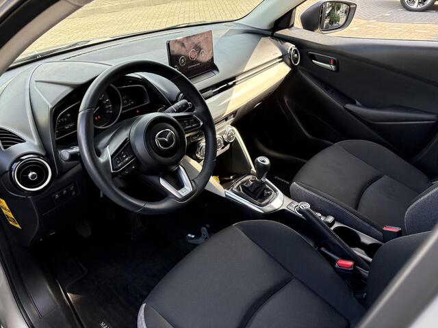 Mazda 2 1.5 e-SkyActiv-G 90 Exclusive-Line Dealer onderhouden / 1e eigenaar / Apple Carplay-Android Auto