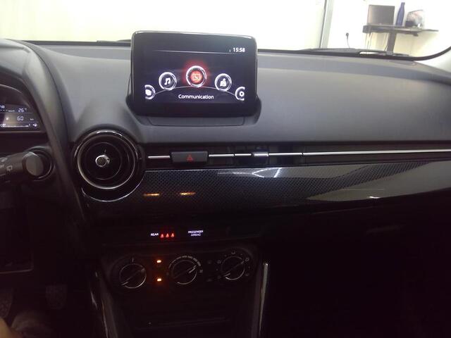 Mazda 2 1.5 Skyactiv-G Sport Selected Navi Camera Cruise control Privacy glass 16" Velgen Dealeronderhouden
