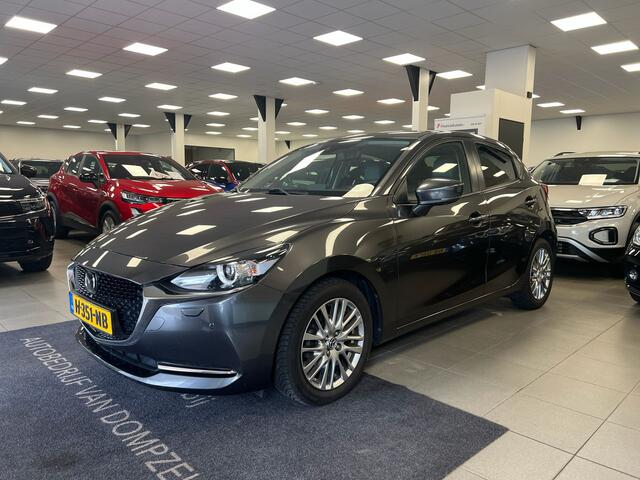 Mazda 2 1.5 Hybrid /Skyactiv-G Signature / Camera / Head-up / Stoel-Stuurverw. /