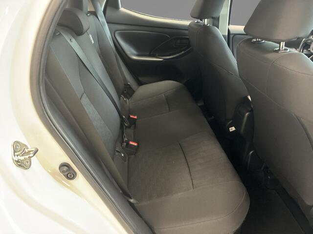 Mazda 2 Hybrid 1.5 Centre-line