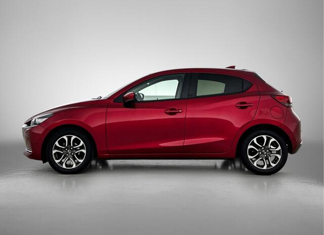 Mazda 2 1.5 Skyactiv-G Luxury | Afneembare Trekhaak | Navigatie | Climate |