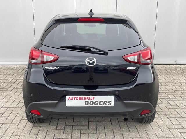 Mazda 2 1.5 Skyactiv-G Sport Selected Navigatie, Climate Control, Cruise Control, 15"Lm, Achteruitrijcamera, Stoelverwarming